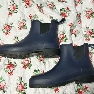 Women’s Helly Hansen Navy Blue Ankle Rain Boots